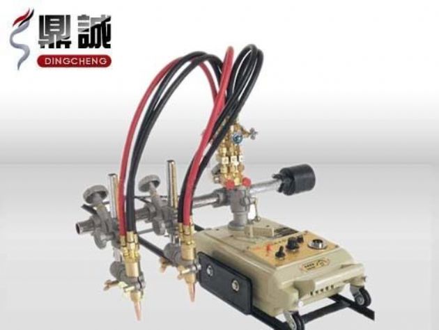 點(diǎn)擊查看詳細(xì)信息<br>標(biāo)題：雙頭多頭火焰切割機(jī) 閱讀次數(shù)：4591
