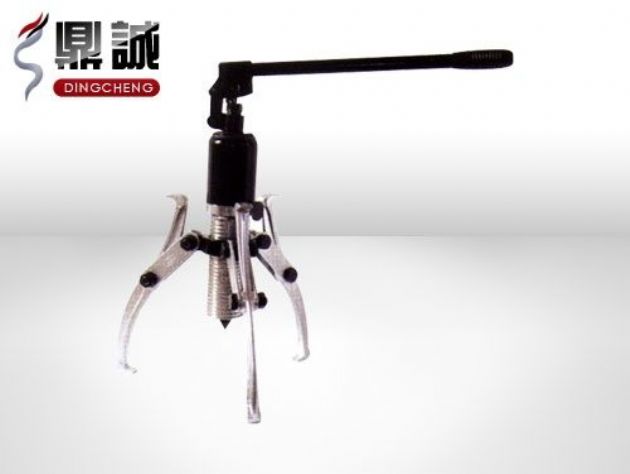 點(diǎn)擊查看詳細(xì)信息<br>標(biāo)題：整體式液壓拉馬 閱讀次數(shù)：4840